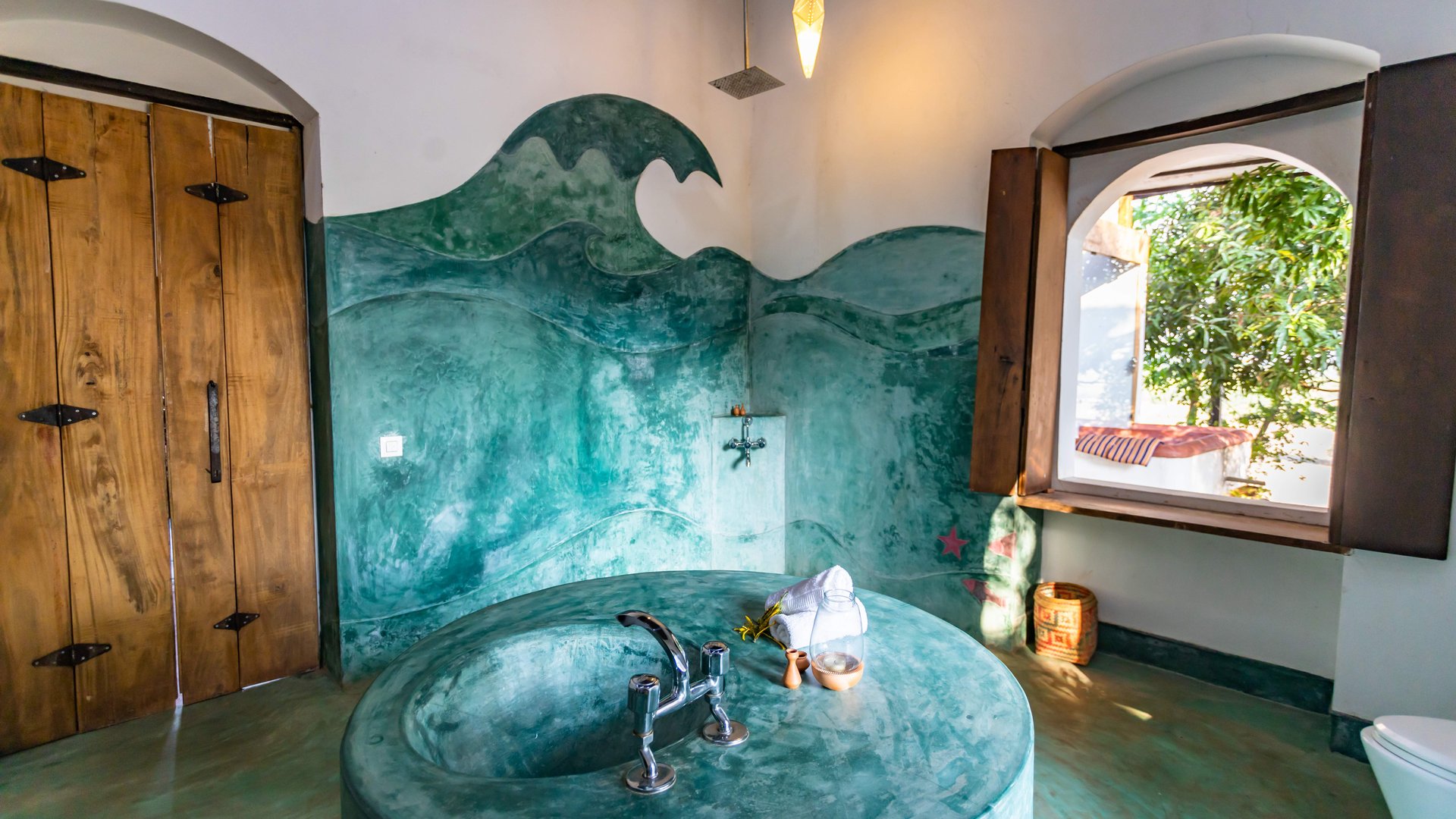 Seclude Falling Cashews